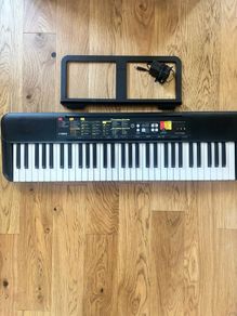 Yamaha PSR-F52