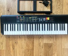 Yamaha PSR-F52