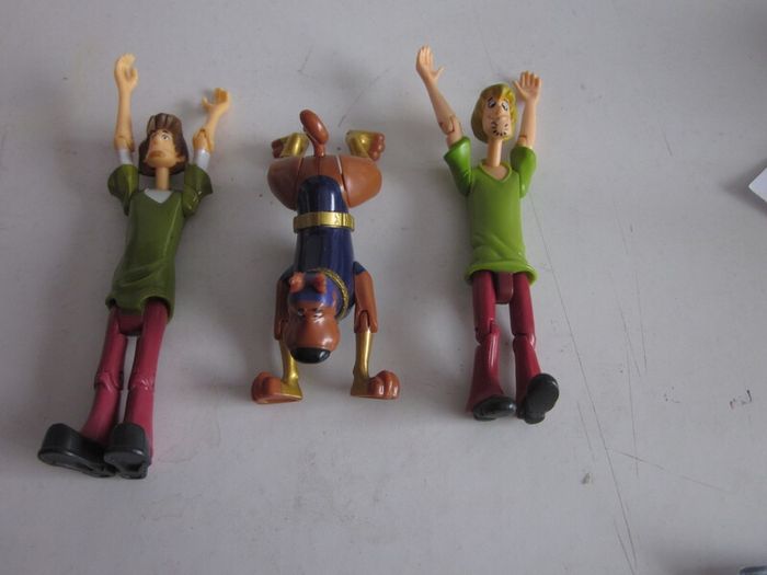 Scooby-Doo and Shaggy Moveable Figures