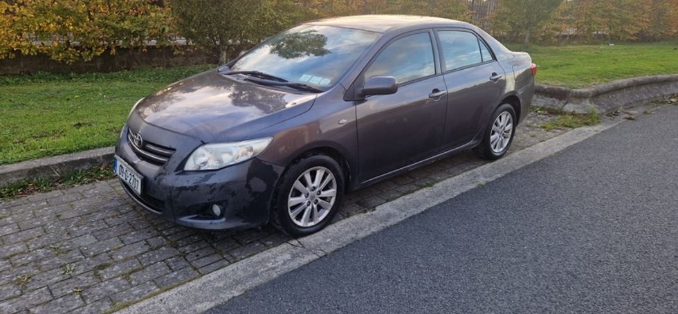 2009 Toyota Corolla 1.4 nct and tax