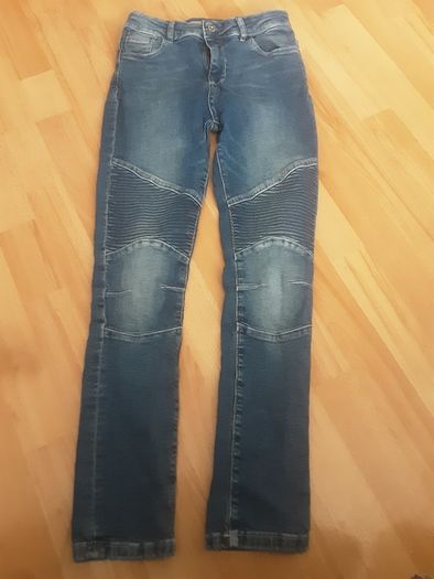 Boys Skinny Jeans - Age 11-12yrs .. 152cm