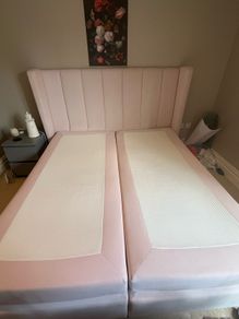 Kingsize bed