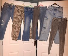 Bug bundle of jeans&jeggings, excellent condition, 9-10 yo