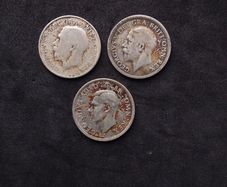 3 Vintage UK Silver Shilling Coins ( 1922, 1933 and 1939 ) - 50% Silver