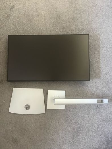 Dell UltraSharp Monitor