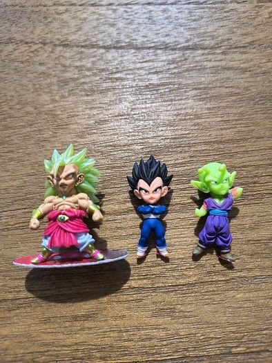 Dragon Ball z mini figures