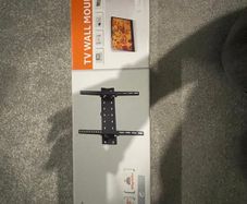 TV wall bracket