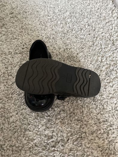 M&S school shoes (uk 9/eu 27)