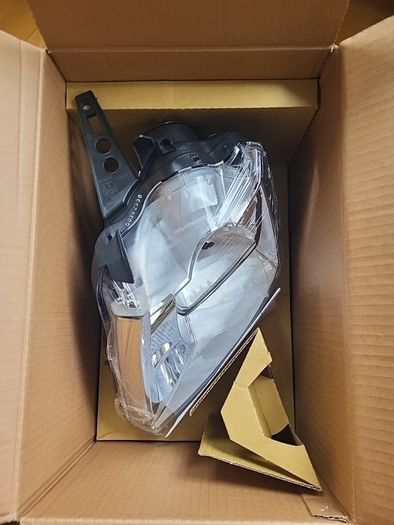 Renault Modus headlight