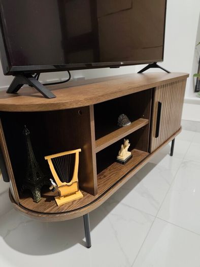 TV cabinet
