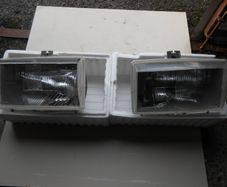 2 Peugeot 305 New Headlamps.