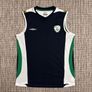 Republic of Ireland sleeveless Umbro training jersey top shirt football Image 3