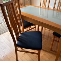 Dining table