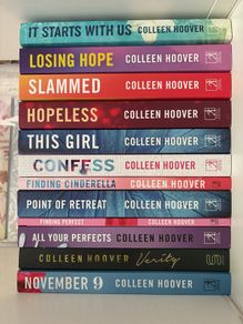 Colleen Hoover Books 5 euro each!!!