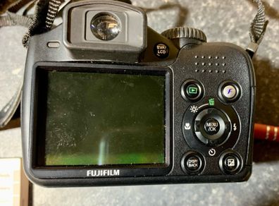Fujifilm Finepix S5800