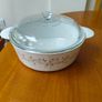 vintage casserole dish Image 2