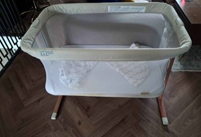 ZIZEE Breathable Moses Crib