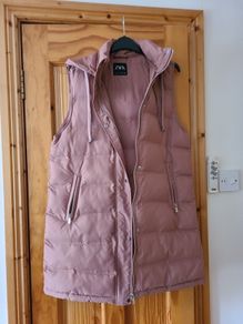 Zara Sleeveless  Puffa  Jacket Small