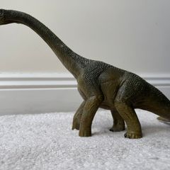 Schleich Brachiosaurus Dinosaur Figure D-73527  approx. 20 cm. height 2016  Dirty Used Please see photos