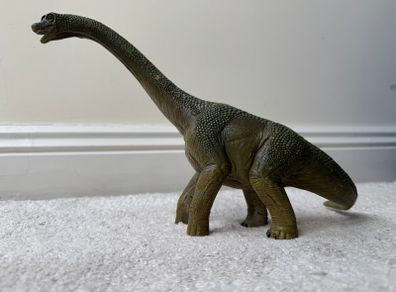 Schleich Brachiosaurus Dinosaur Figure D-73527  approx. 20 cm. height 2016  Dirty Used Please see photos