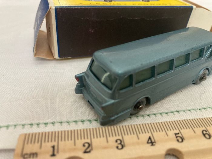 Matchbox 40b. Leyland long distance tiger coach. Mint in box. 1961.