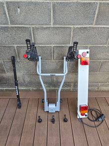 Thule 4 bike rack bundle