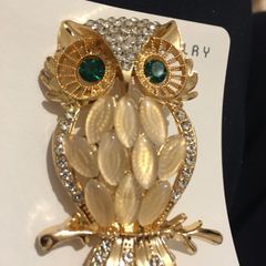 Brooch