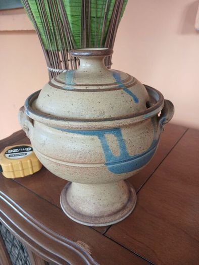 Badger Hill Soup tureen
