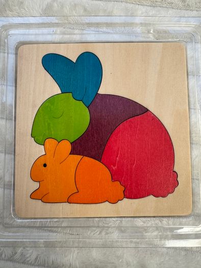 George Luck Puzzle Hape Rabbit 7pcs new Damaged Box Please see photos