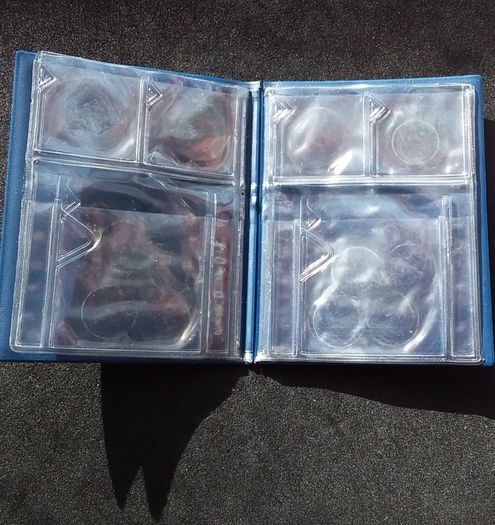 Genuine Collecta Blue Mini Coin Wallet / Pocket Album (Used)