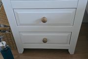 Bedside table