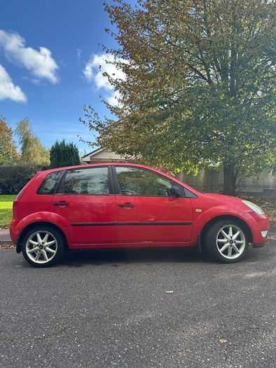 2005 Ford Fiesta