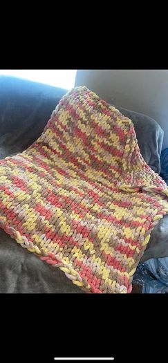 Custom Handmade Chunky Knit Blankets Available