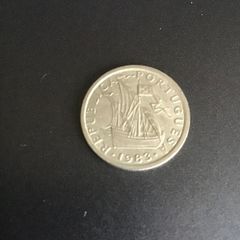 1983 coin Portugal 2 Escudos 50