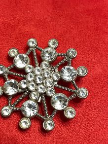 Silver tone Rhinestone Brooch