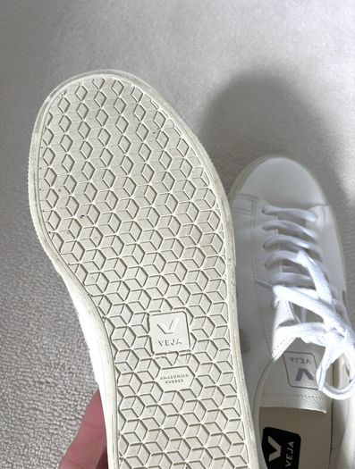 Veja Trainers