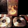 2007. Terry Pratchett. Making Money. Book And Audio Book. Image 2