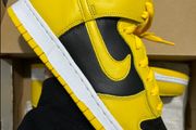 Nike Dunk High SP Varsity Maize shoes