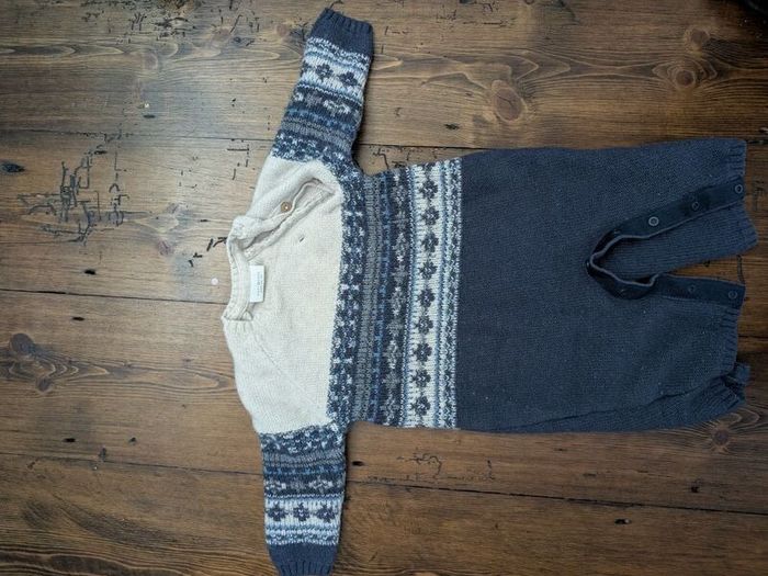 Free bag of baby boys clothes 3-12 months