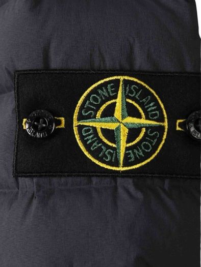 WANTED Stone Island