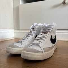 Nike Blazer Mid 77