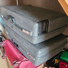 4 Extra Large Suitcases and Smaller Bags and Handbags