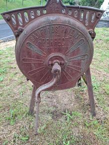 antique garden