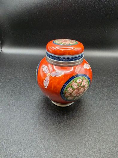 Japanese Gen-emon Arita Porcelain Tea Caddy Original Box