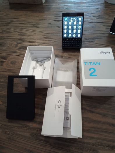 Titan 2 (like BlackBerry Passport)