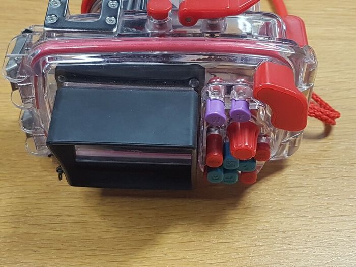 Camera with waterproof case up to 50m depth