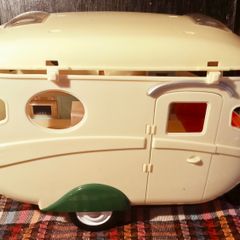 Sylvanian Families Caravan.