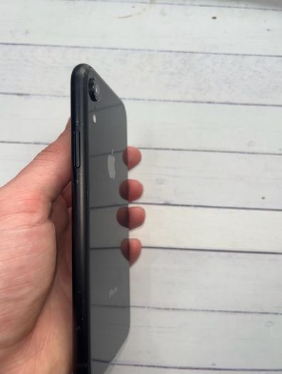 iPhone XR 64GB Unlocked Black