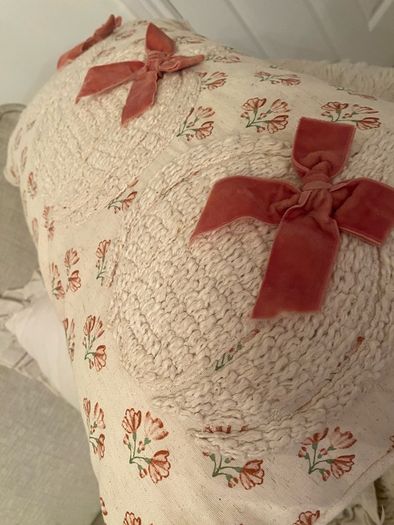 ShabbyChic Rachel Ashwell Cushion