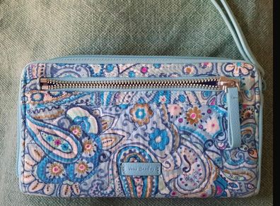 Vera Bradley Wristlet Purse teal blue ornate design in excellent condition with no issues and was hardly used FREE STANDARD POSTAGE INCLUDED